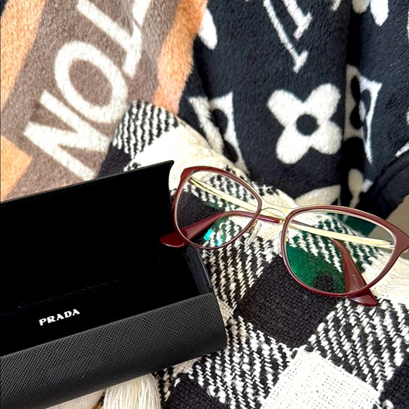 PRADA Authentic Burgundy Prescription Eyeglasses with Black Case Made In Italy - Picture 1 of 8